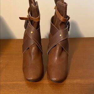 Chloe Chestnut Leather Ankle Booties